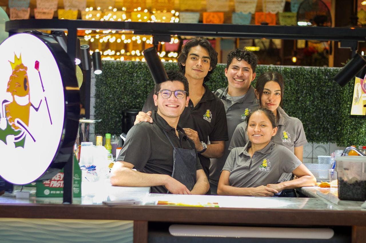 Equipo de El Rey del Paste MTY